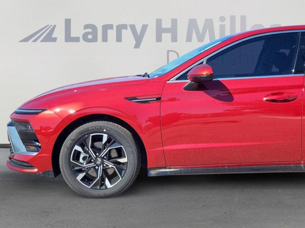 New 2025 Hyundai Sonata SEL Sedan