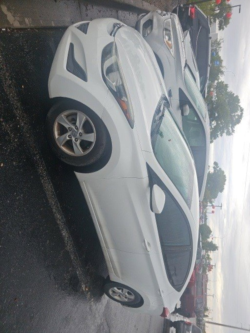 Used 2015 Hyundai Elantra SE Sedan