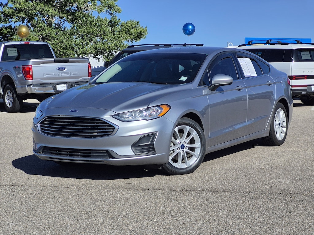 Used 2020 Ford Fusion Hybrid SE Sedan