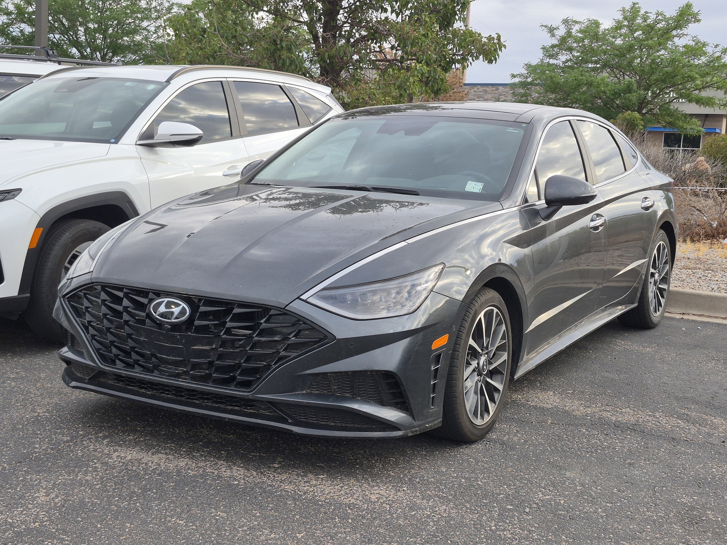 2022 Hyundai Sonata Limited 1.6T's photo