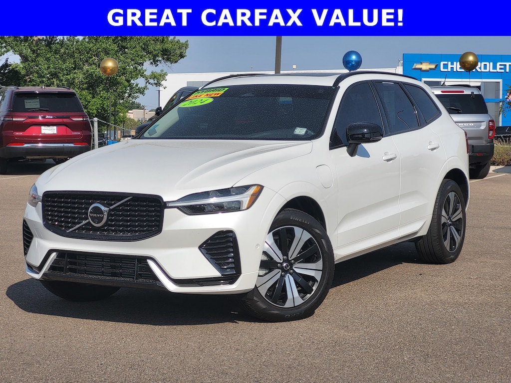 Used 2024 Volvo XC60 plug-in hybrid T8 Plus Dark SUV