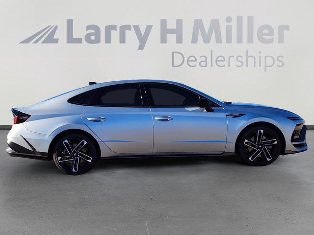 2025 Hyundai Sonata N Line - Photo 8