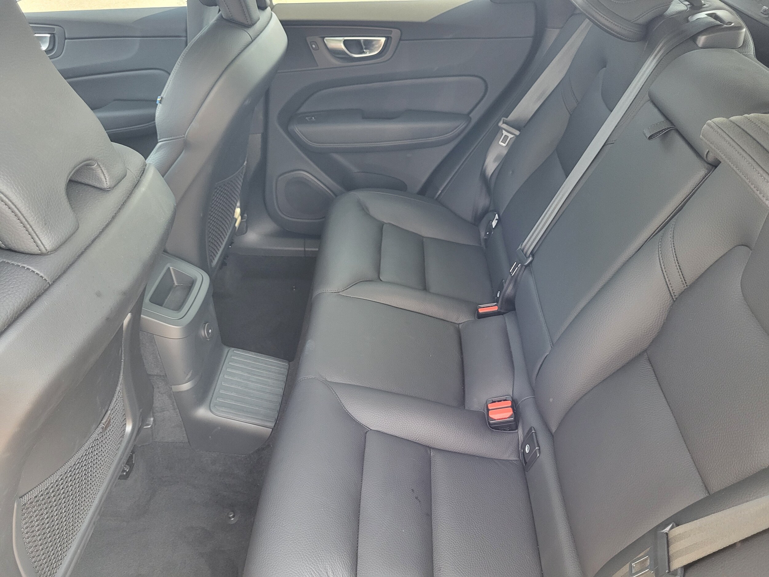 2024 Volvo XC60 Plus - Photo 30