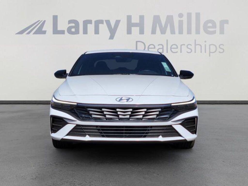 New 2025 Hyundai Elantra Hybrid SEL Sport Sedan