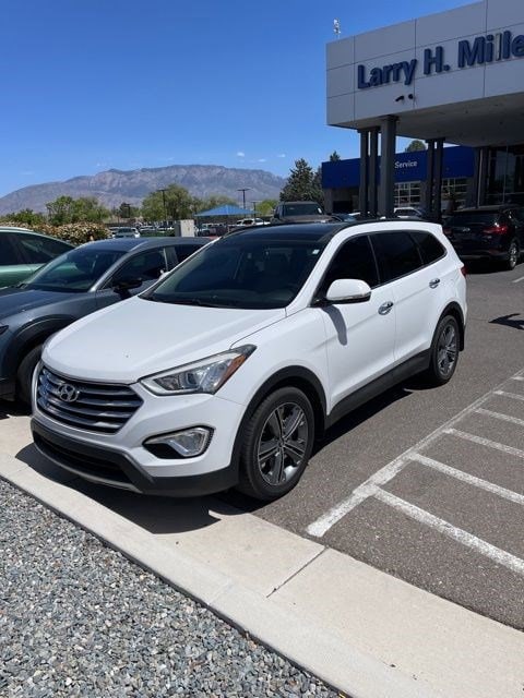 2015 Hyundai Santa Fe's photo