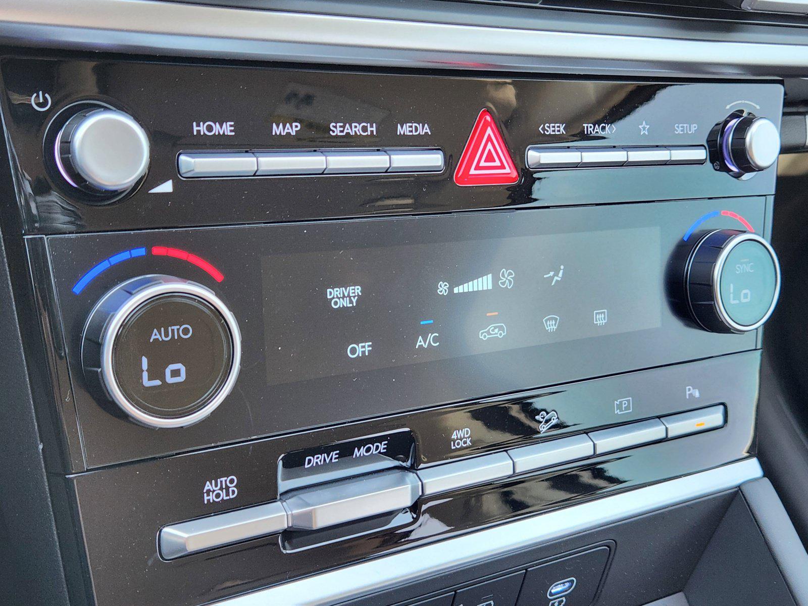2026 Hyundai Santa Fe SE - Photo 23
