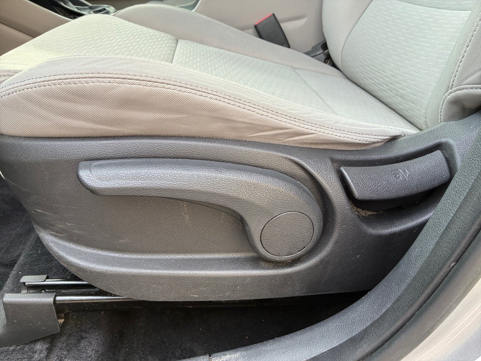 2021 Hyundai Tucson SE - Photo 24