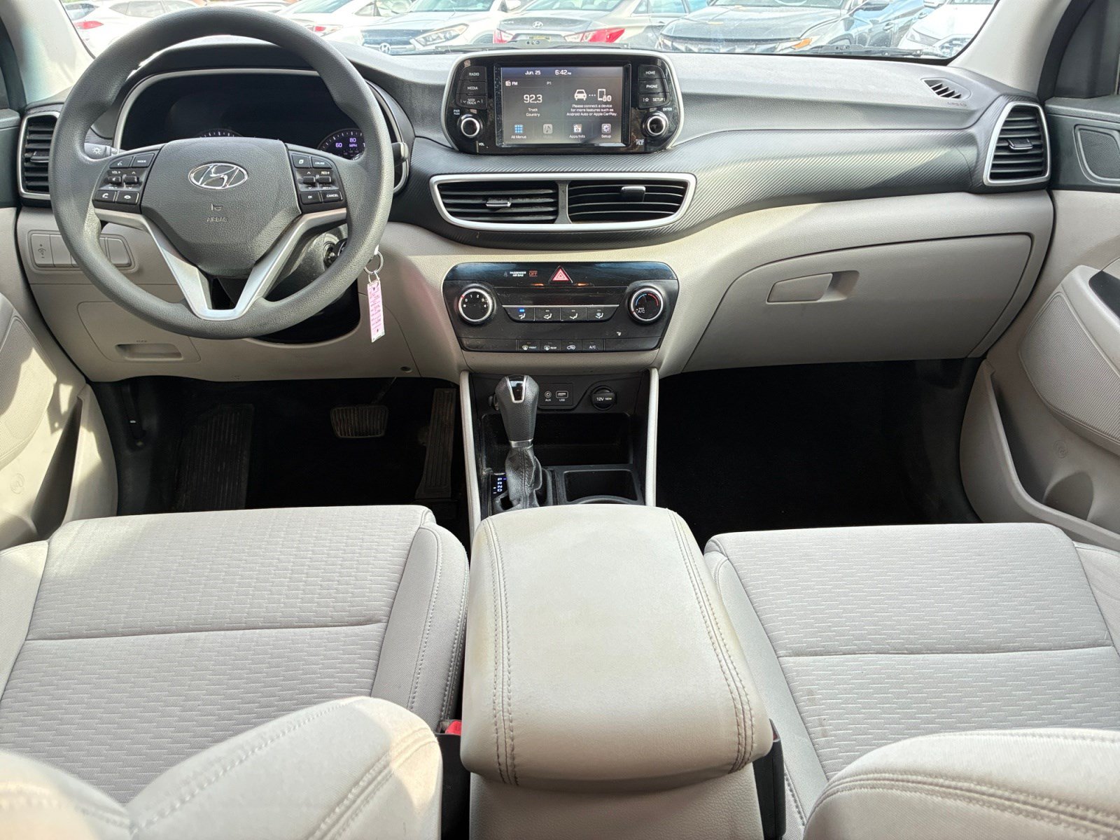 2021 Hyundai Tucson SE - Photo 22