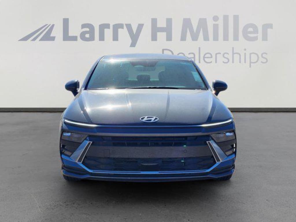 New 2025 Hyundai Sonata Hybrid SEL Sedan