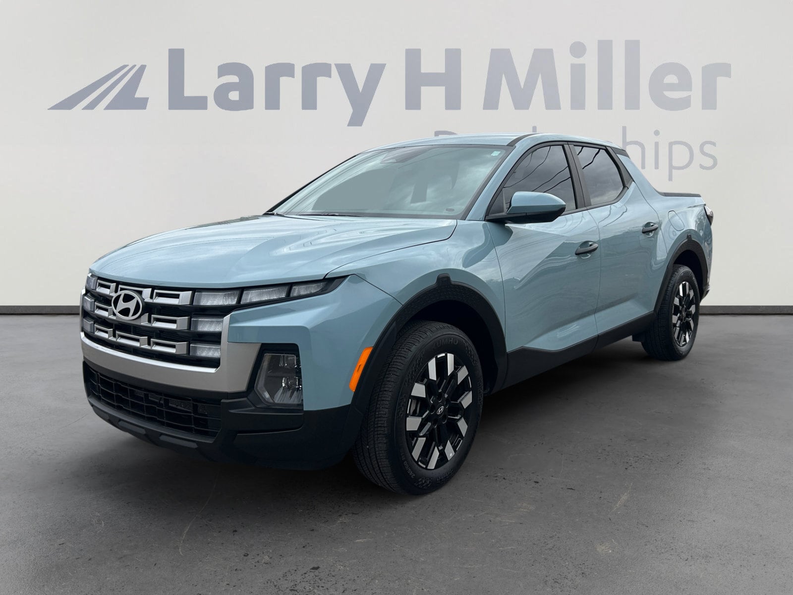 2025 Hyundai Santa Cruz SE's photo