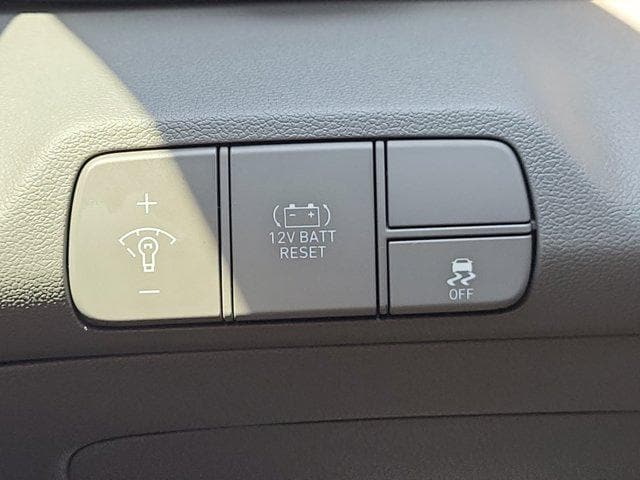 2025 Hyundai Elantra Blue - Photo 12