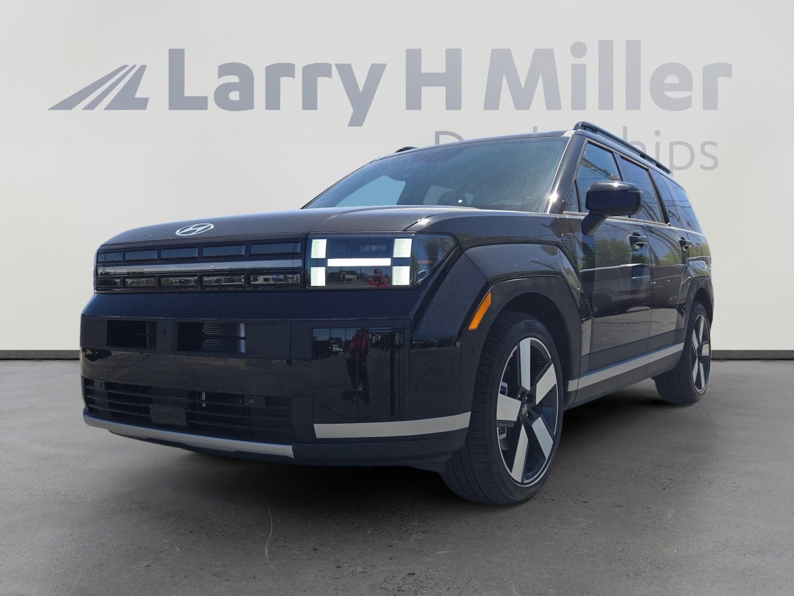 2025 Hyundai Santa Fe Limited's photo