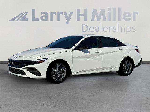 2025 Hyundai Elantra Hybrid SEL Sport photo 2