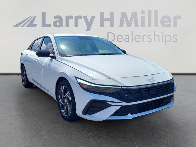 2025 Hyundai Elantra Blue - Photo 7