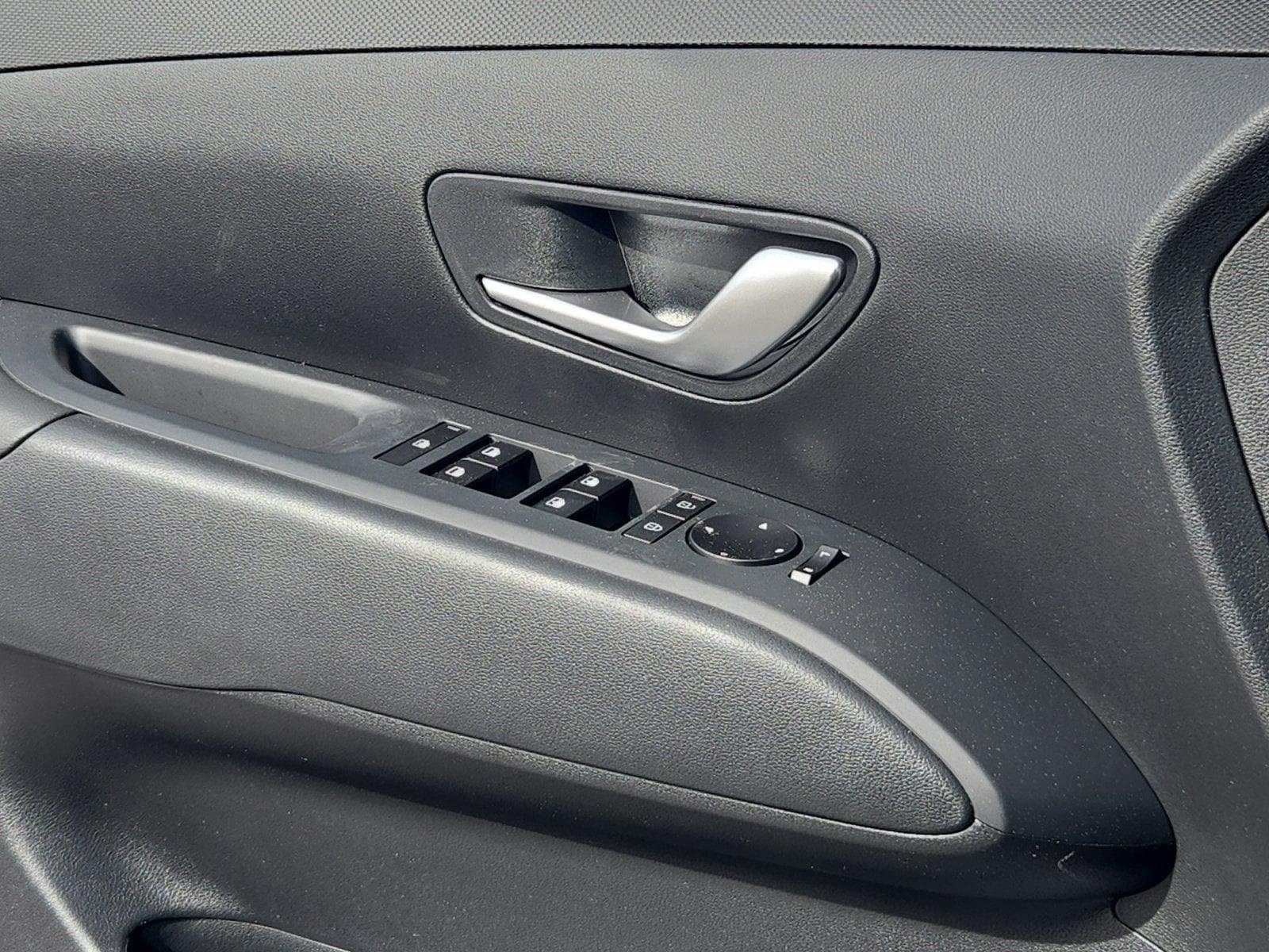 2025 Hyundai Santa Cruz SEL - Photo 14