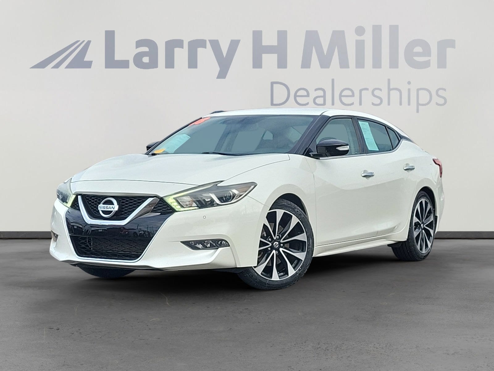 2018 Nissan Maxima SR