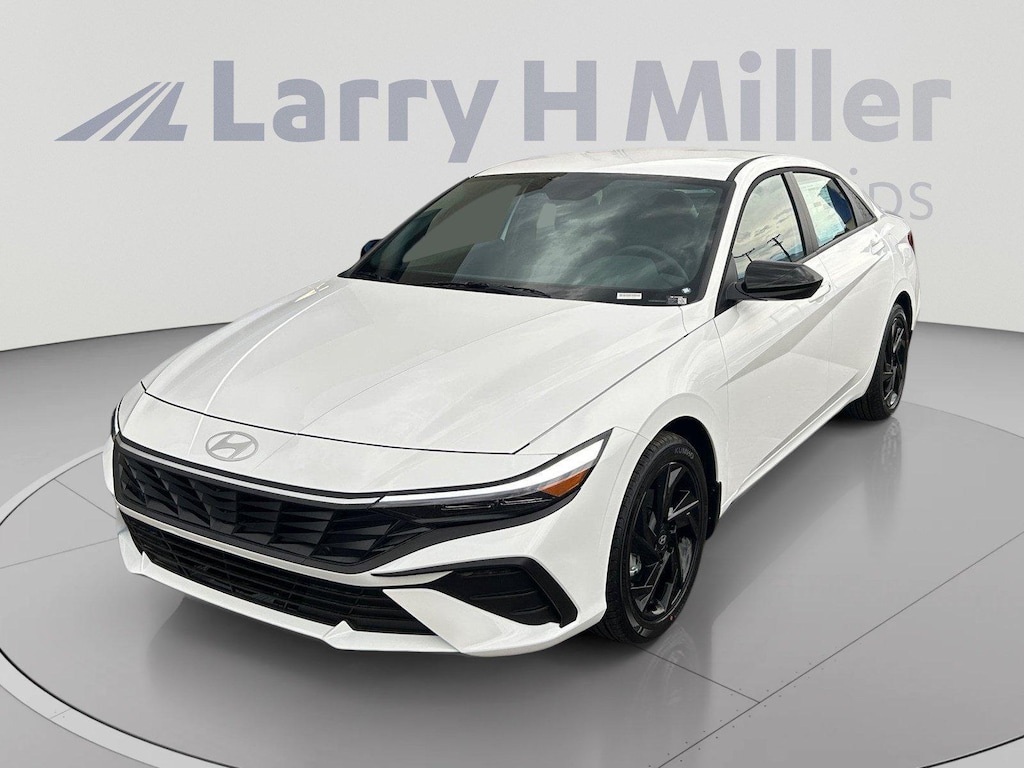 New 2026 Hyundai Elantra SEL Sport Sedan