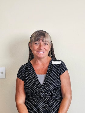 Staff member Debbie Curtis from ID_7c75b1845278
