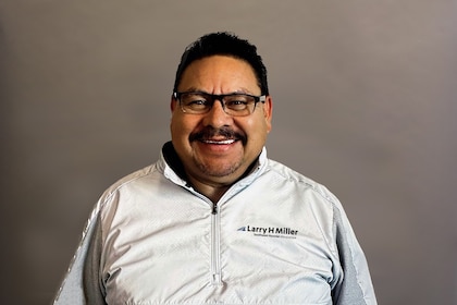 Staff member Jose Garcia from ID_3133dc3297d4