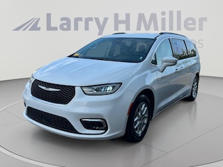 Used 2022 Chrysler Pacifica Touring L Van Passenger Van Albuquerque, NM