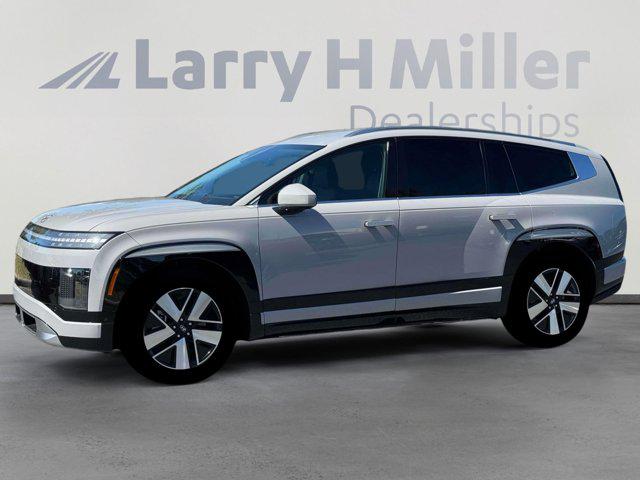 2026 Hyundai Ioniq SEL photo 2