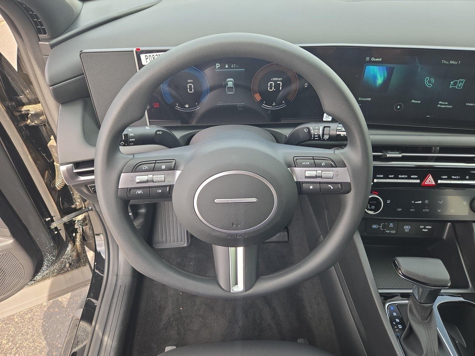 2025 Hyundai Santa Cruz SEL - Photo 10