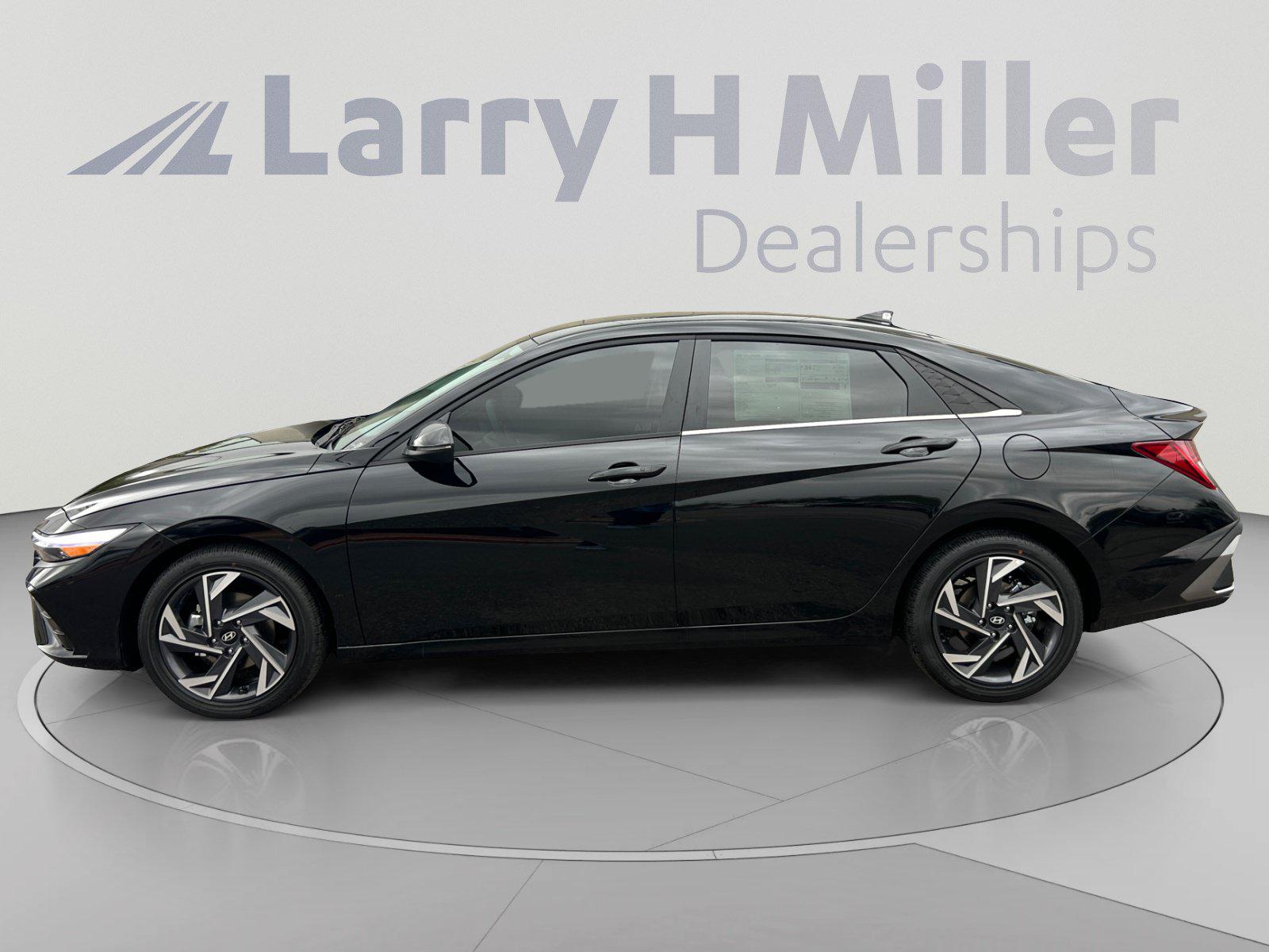 New 2026 Hyundai Elantra Limited Sedan