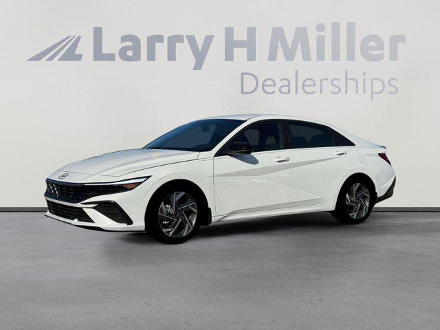 2025 Hyundai Elantra Hybrid SEL Sport photo 2