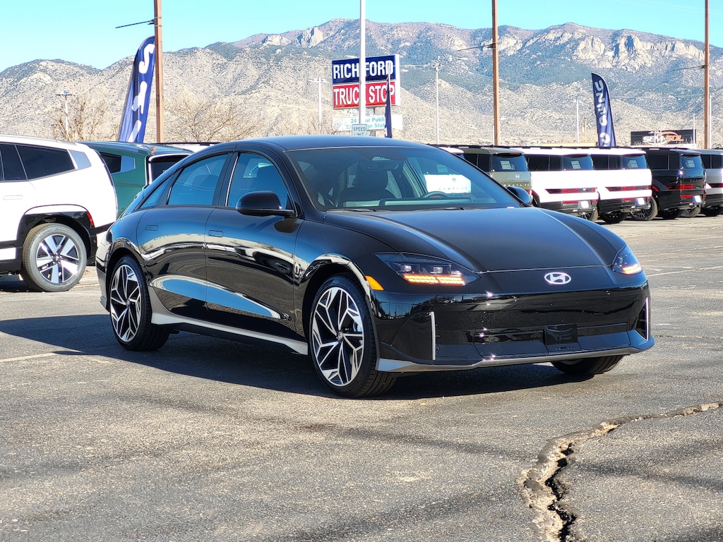 New 2025 Hyundai IONIQ 6 SEL Sedan