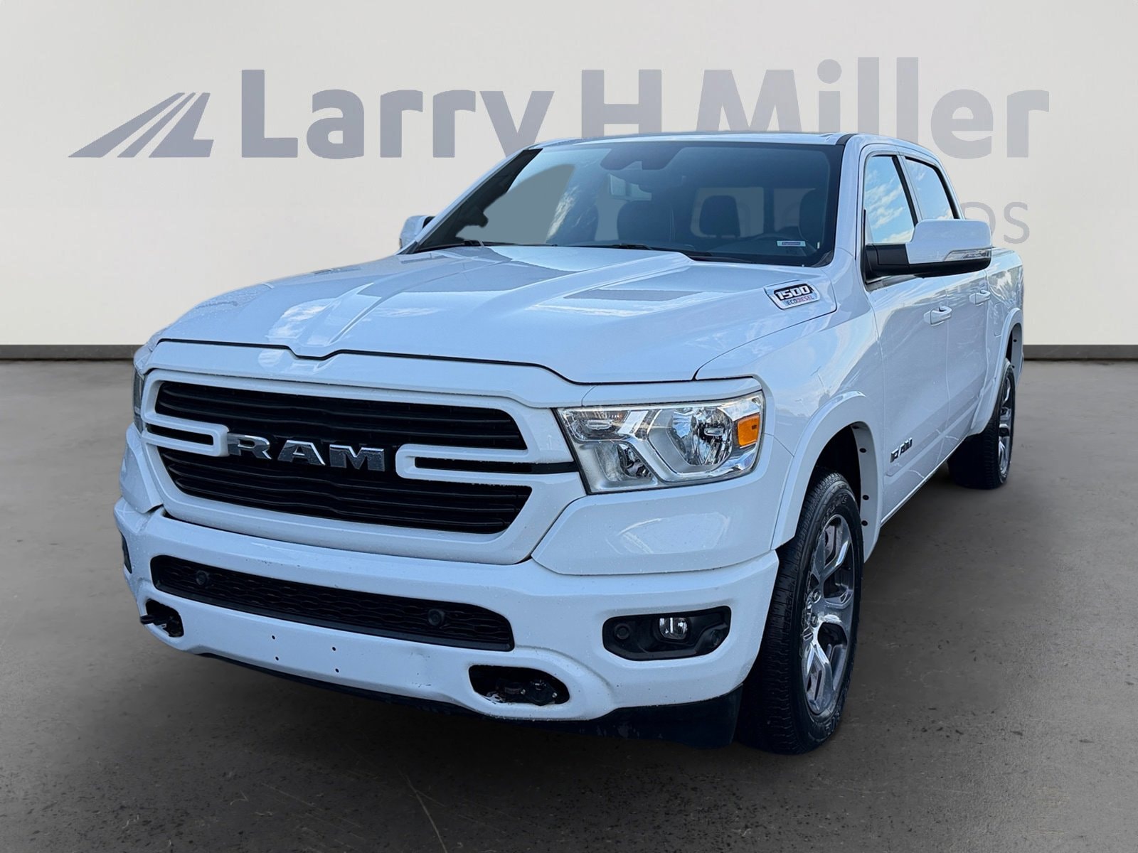 2022 RAM Ram 1500 Pickup Laramie's photo