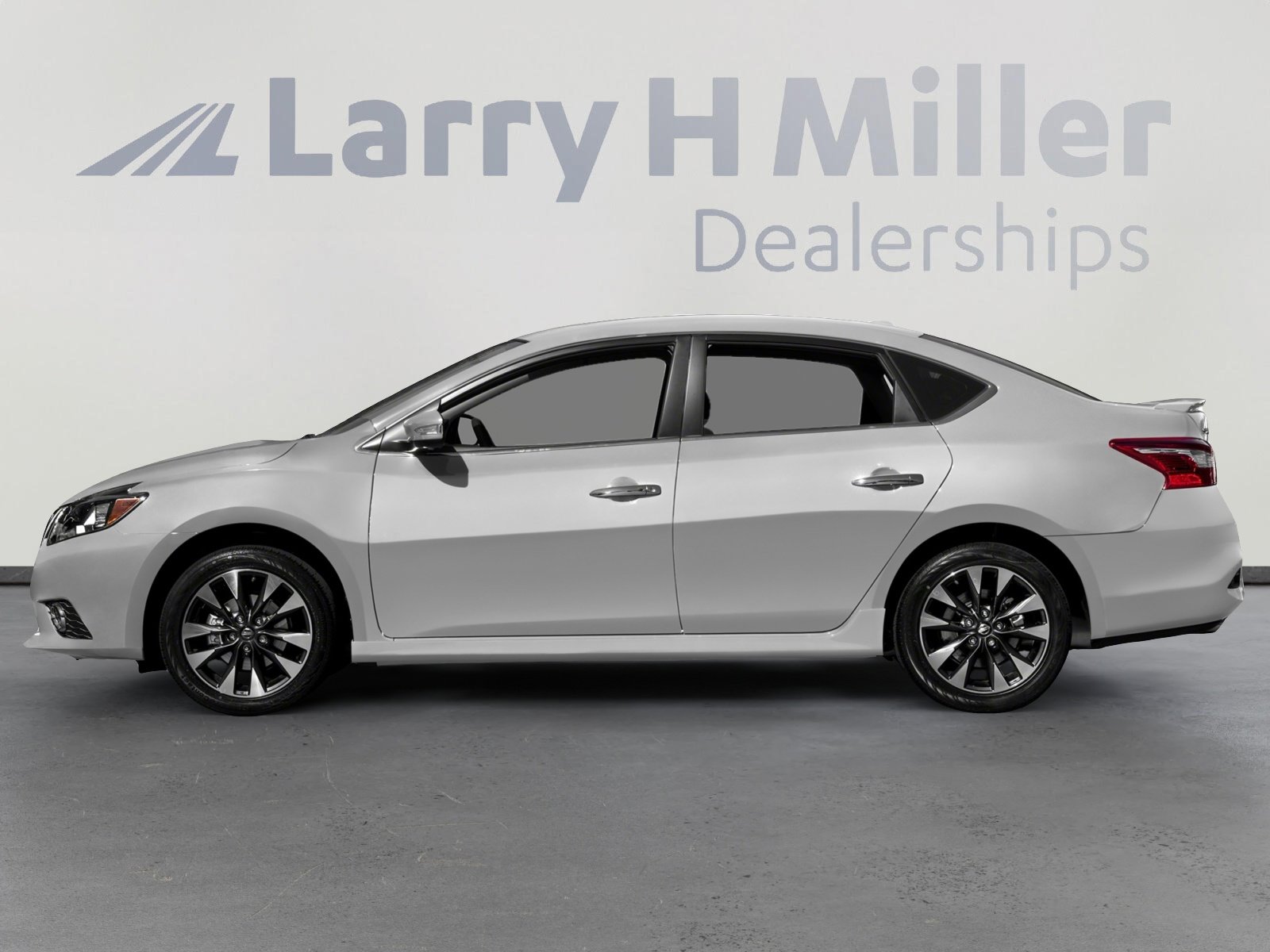 2016 Nissan Sentra SR photo 3