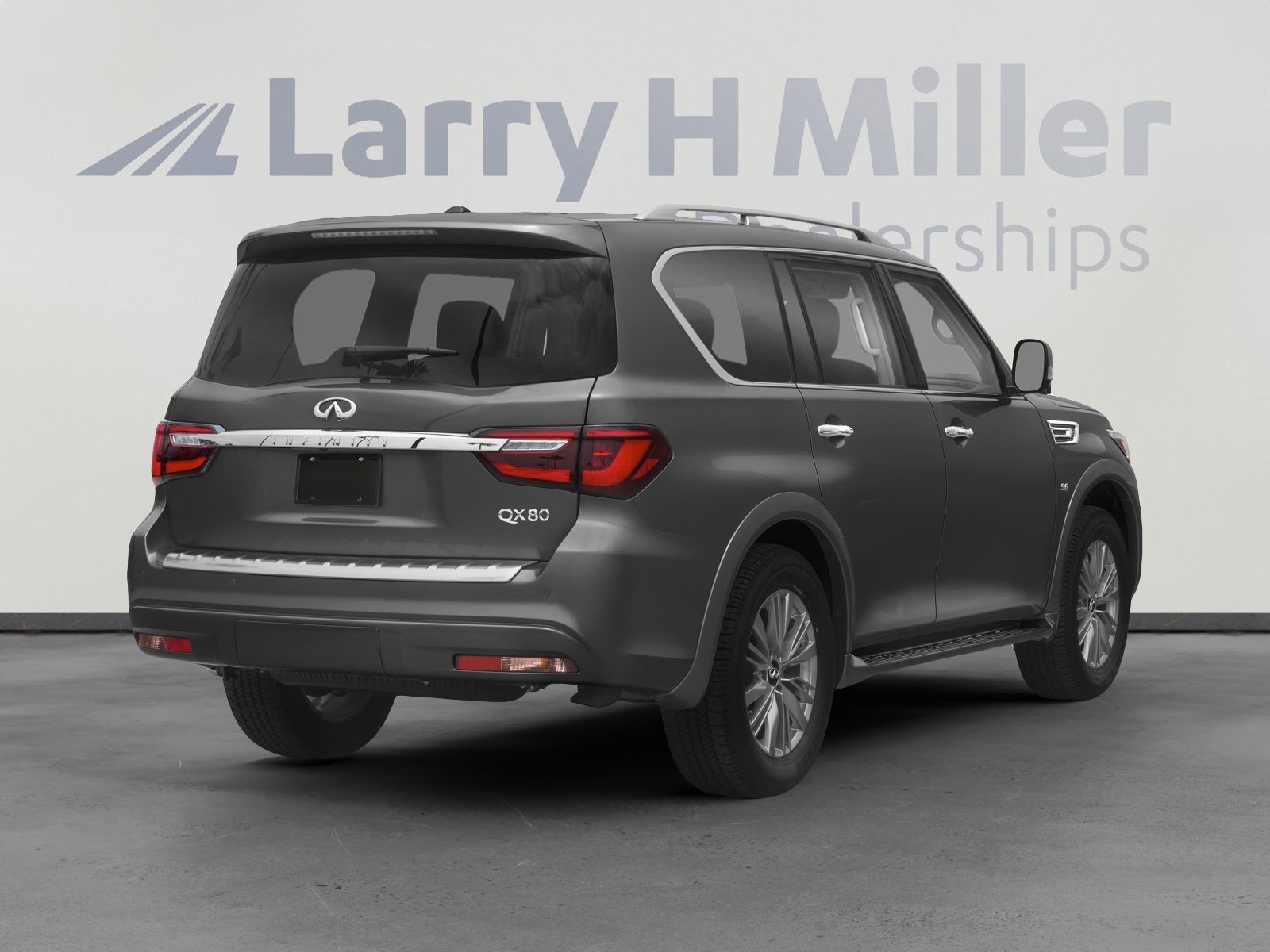 2020 Infiniti QX80 Luxe photo 2