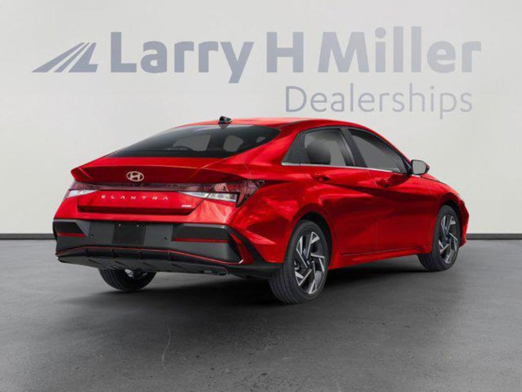 New 2025 Hyundai Elantra Hybrid Limited Sedan