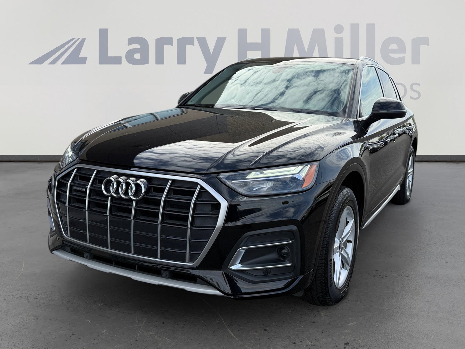 2021 Audi Q5 Premium's photo