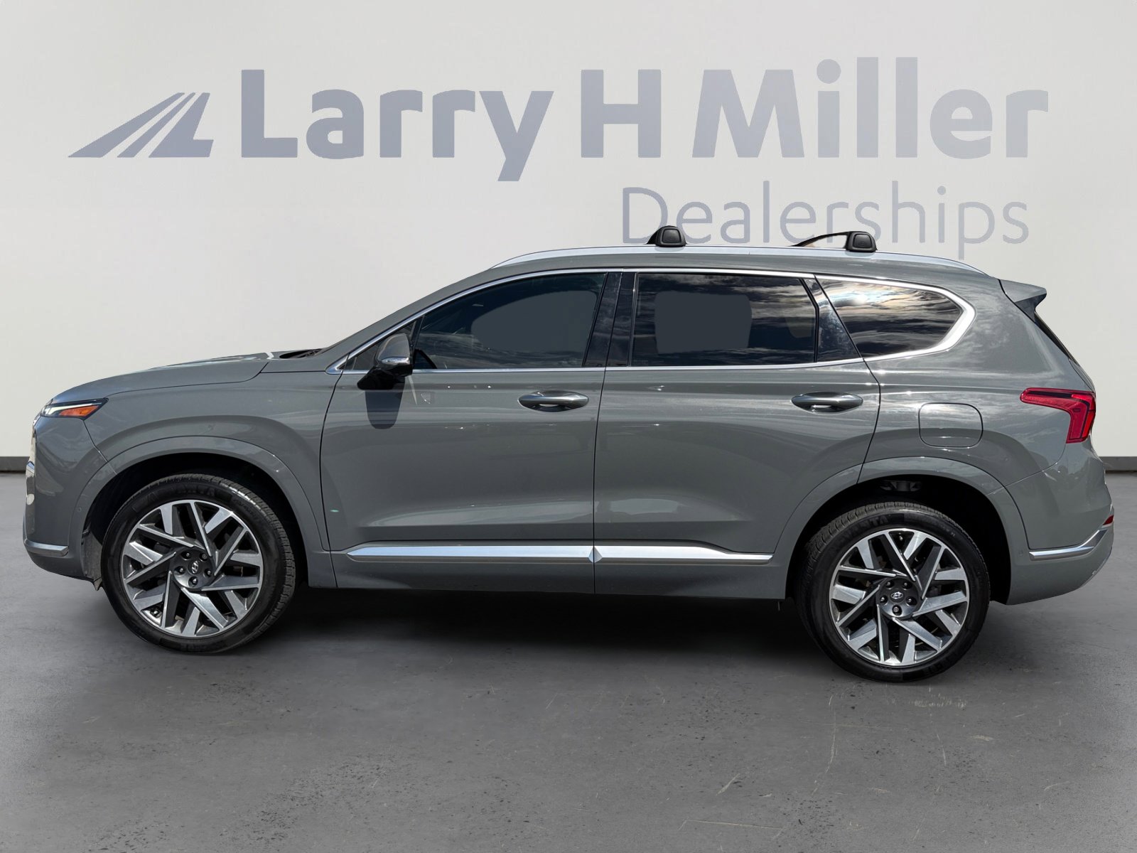 2021 Hyundai Santa Fe Calligraphy photo 2