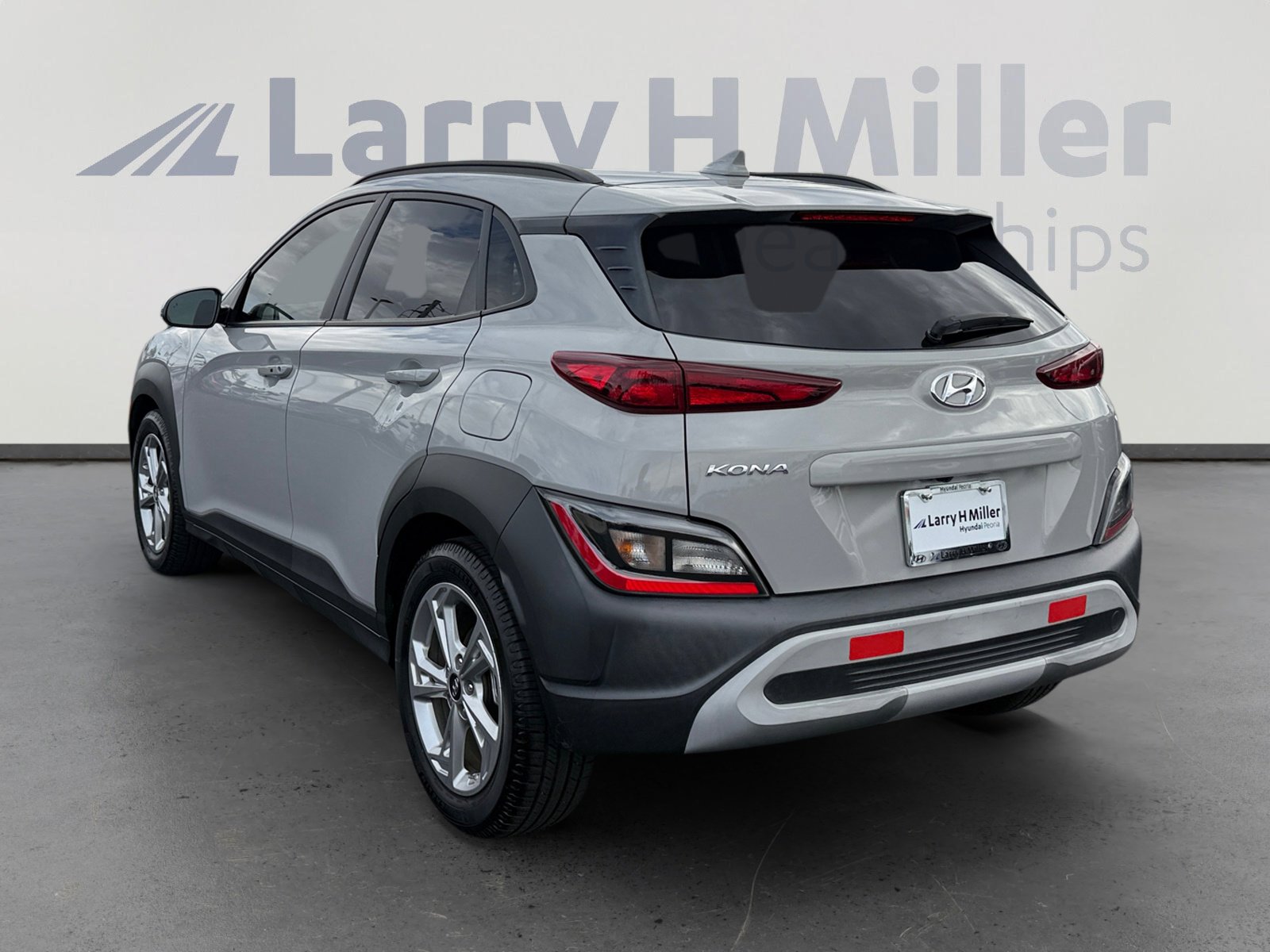 2022 Hyundai Kona SEL photo 3