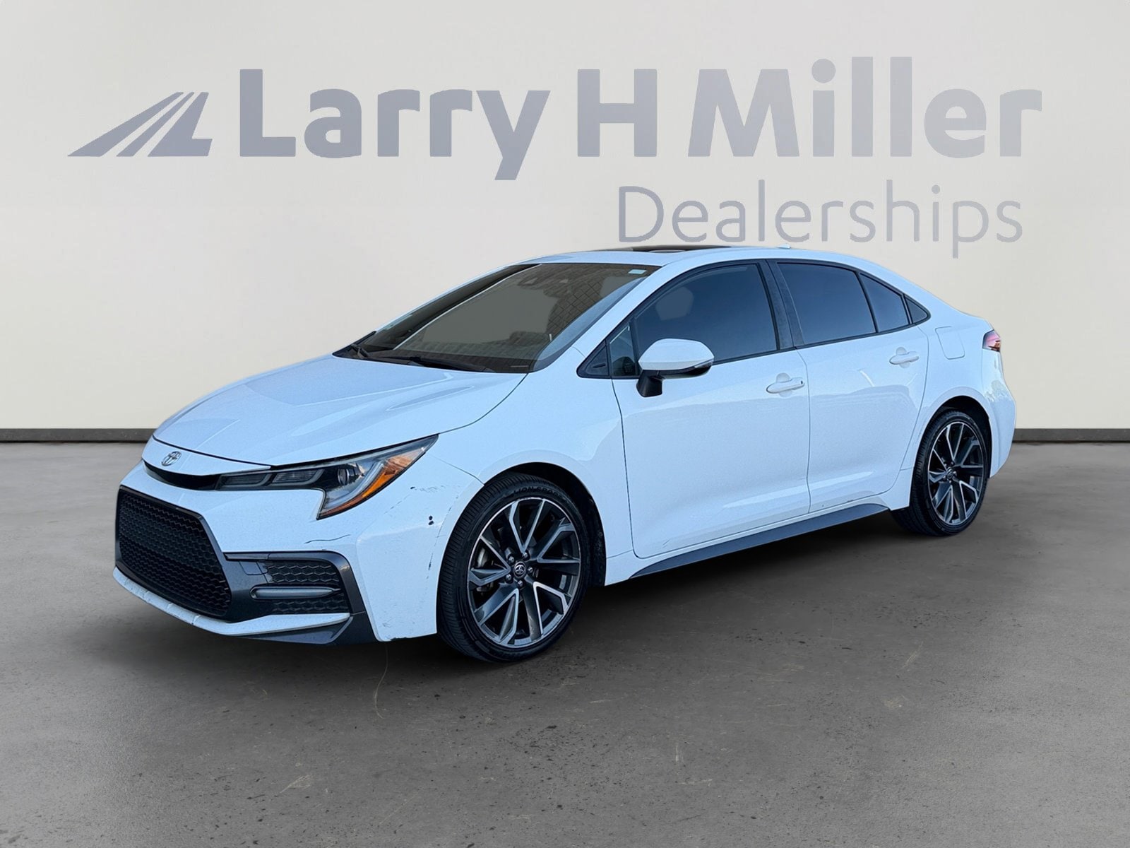 2020 Toyota Corolla XSE AT's photo