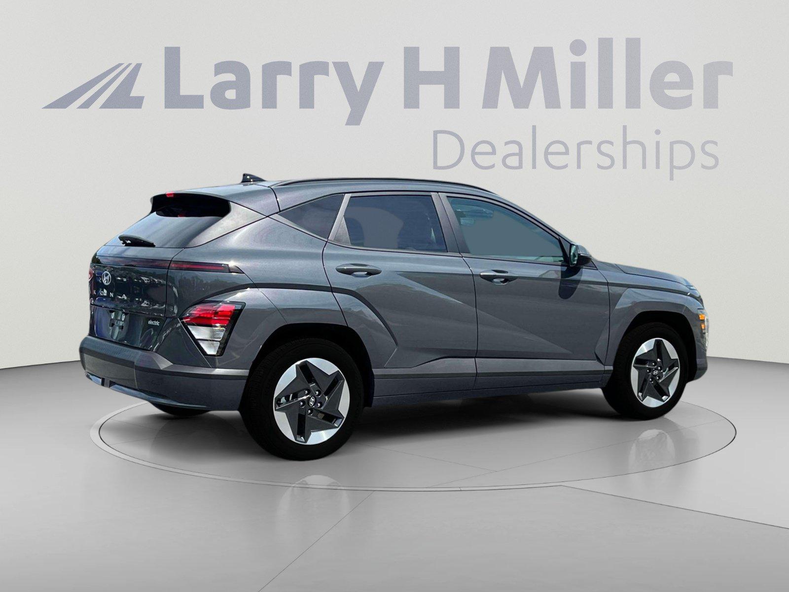 2025 Hyundai Kona EV SEL - Photo 8