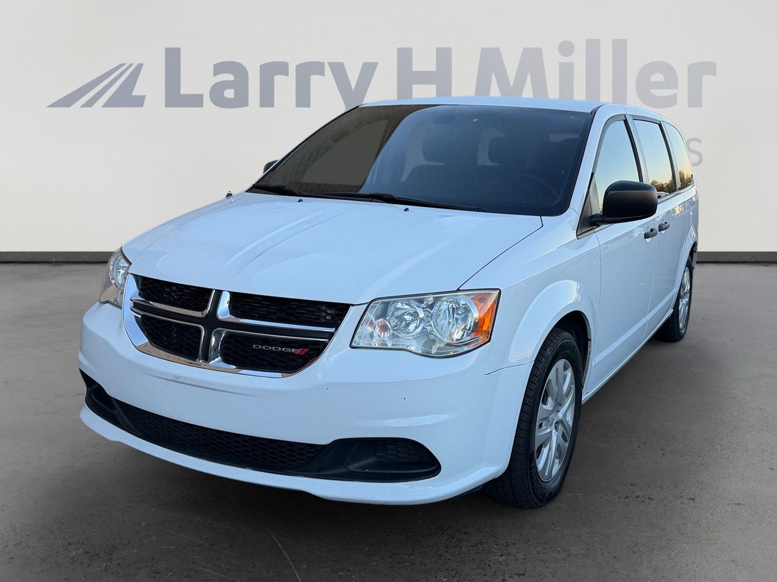 2019 Dodge Grand Caravan SE's photo