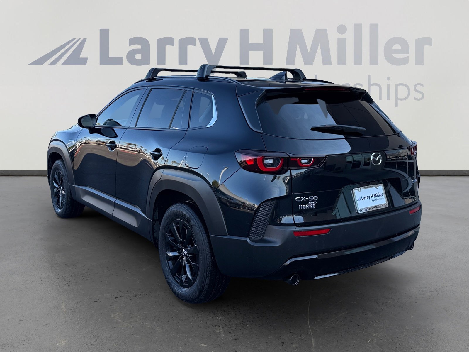 2025 Mazda CX-50 Premium photo 3