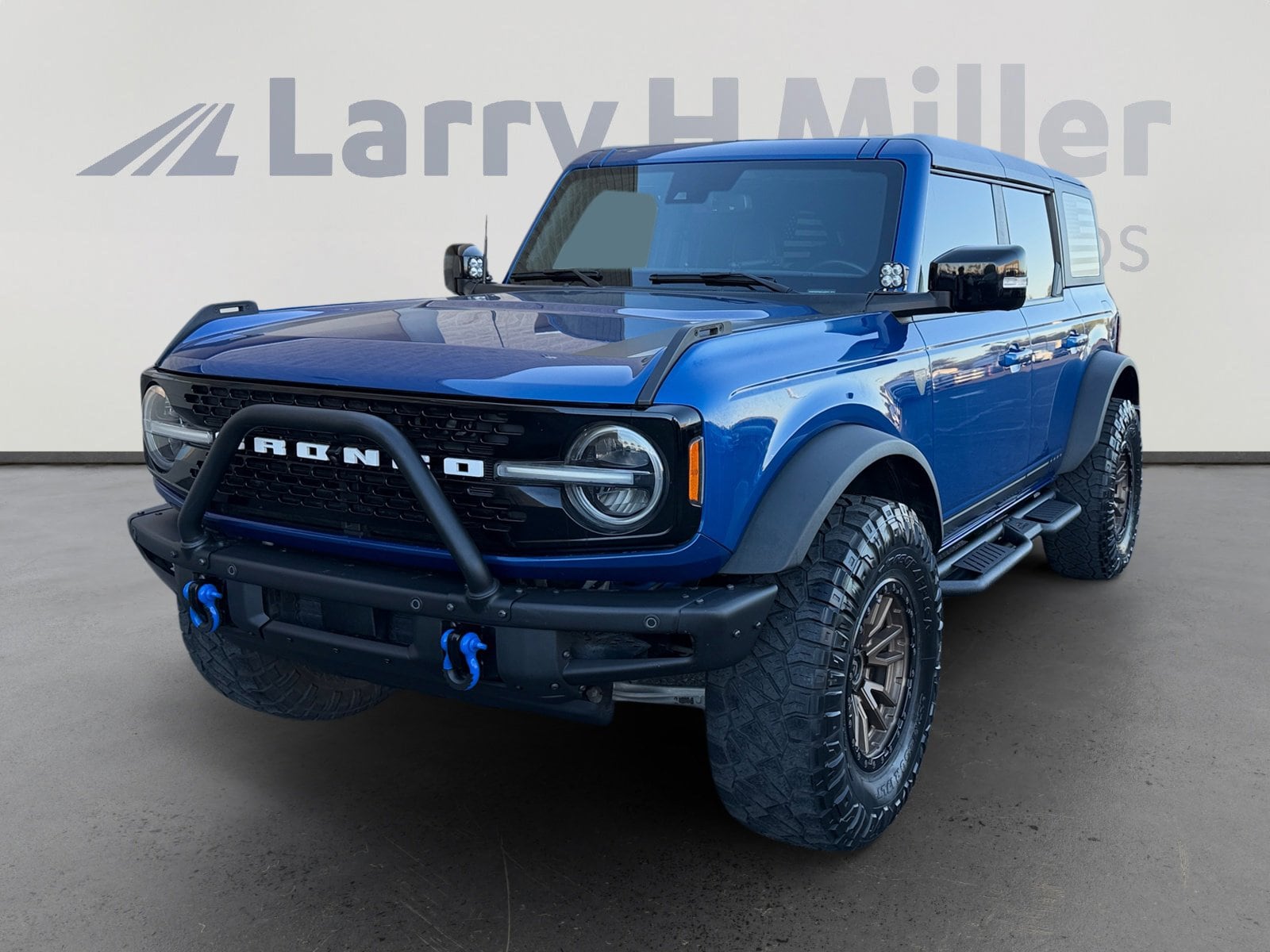 2021 Ford Bronco 4-Door First Edition's photo