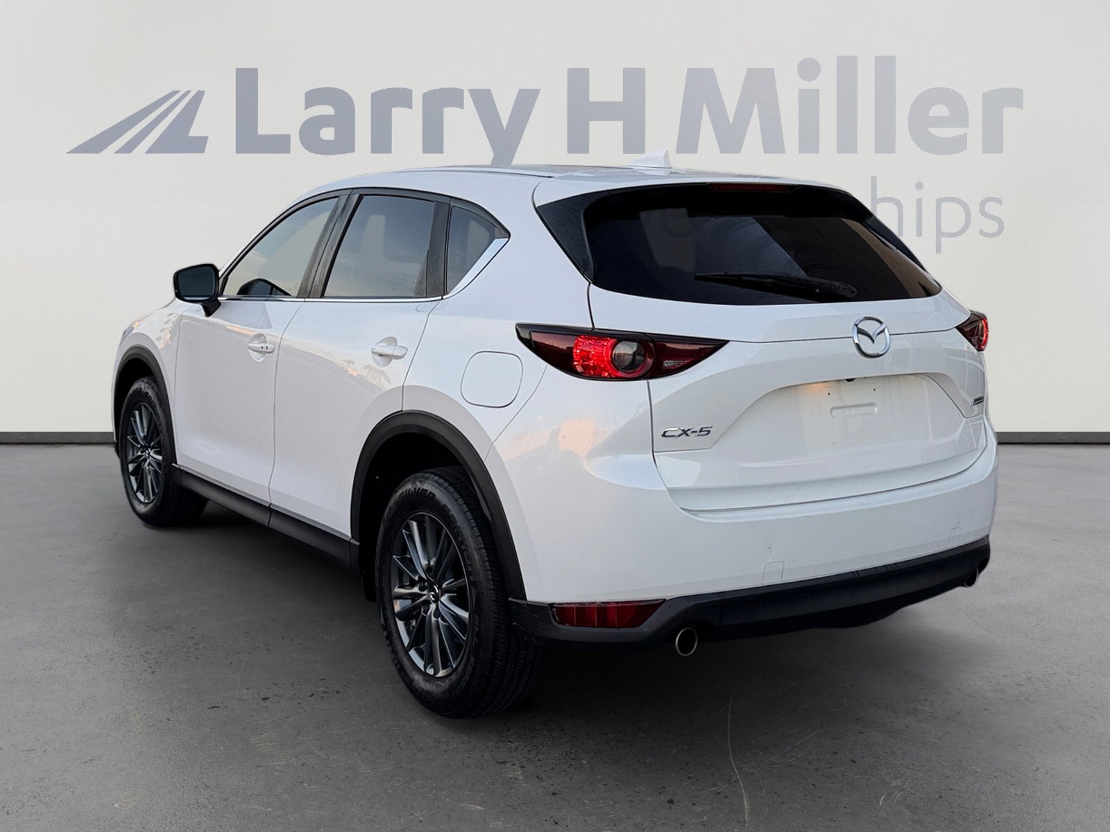 2017 Mazda CX-5 Touring photo 3