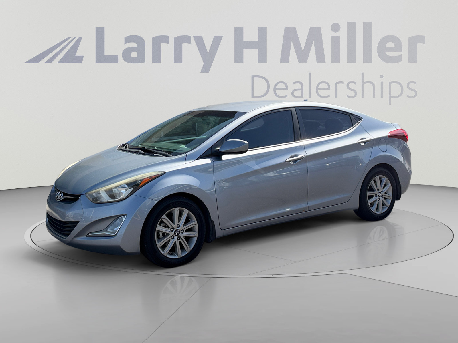  Hyundai Elantra