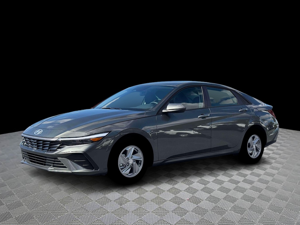 New 2026 Hyundai Elantra SE Sedan