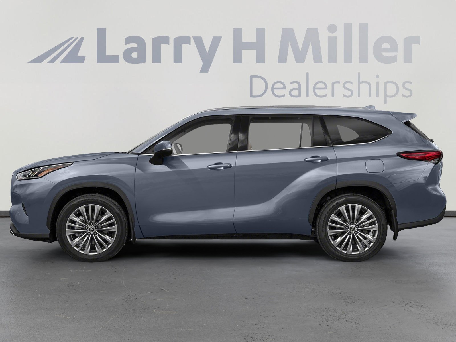 2022 Toyota Highlander Platinum photo 3