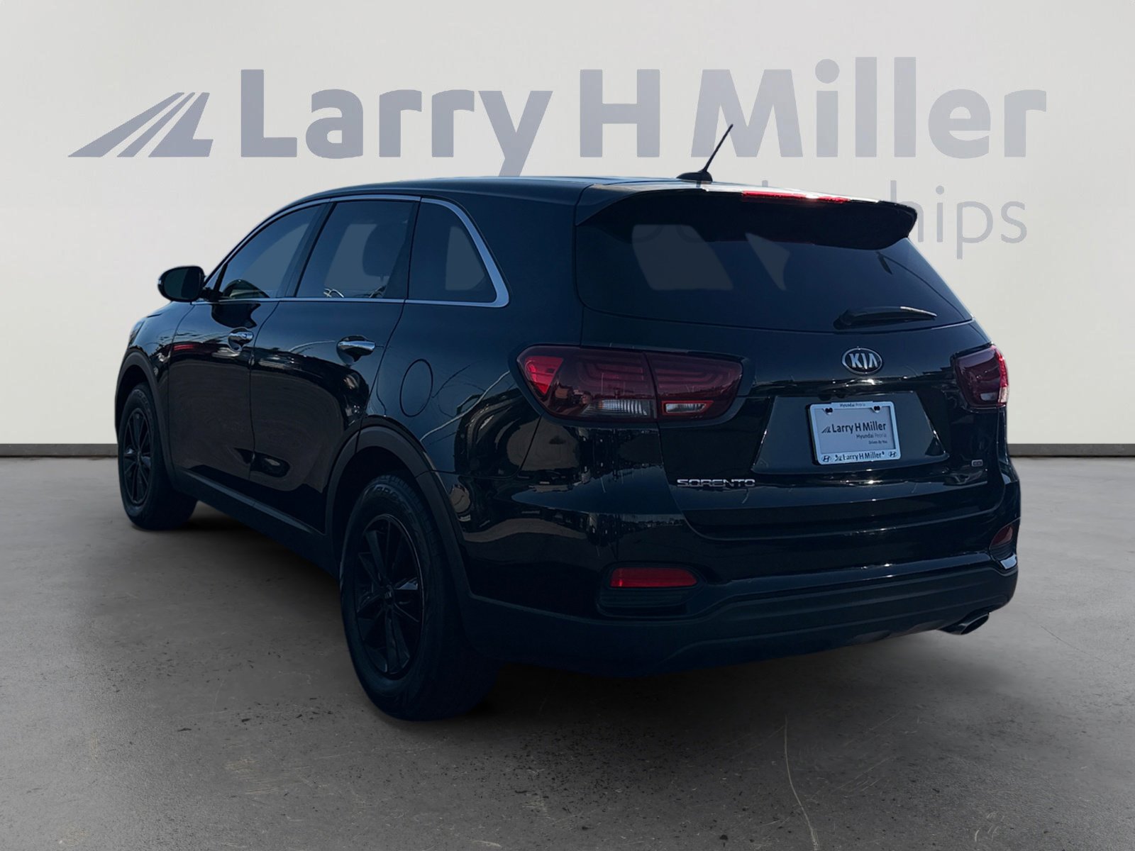 2020 Kia Sorento LX photo 3