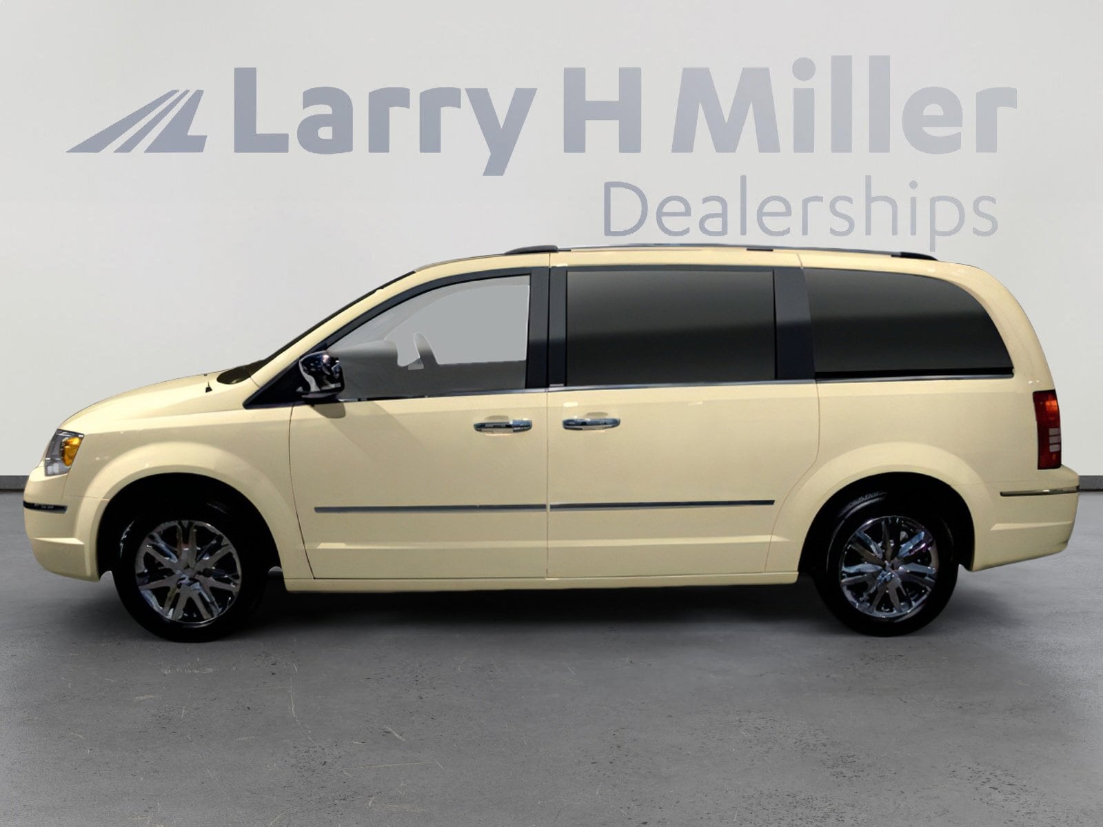 2010 Chrysler Town & Country Touring