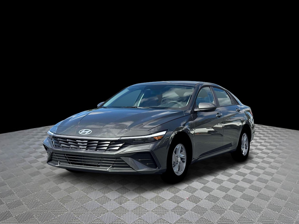 New 2026 Hyundai Elantra SE Sedan
