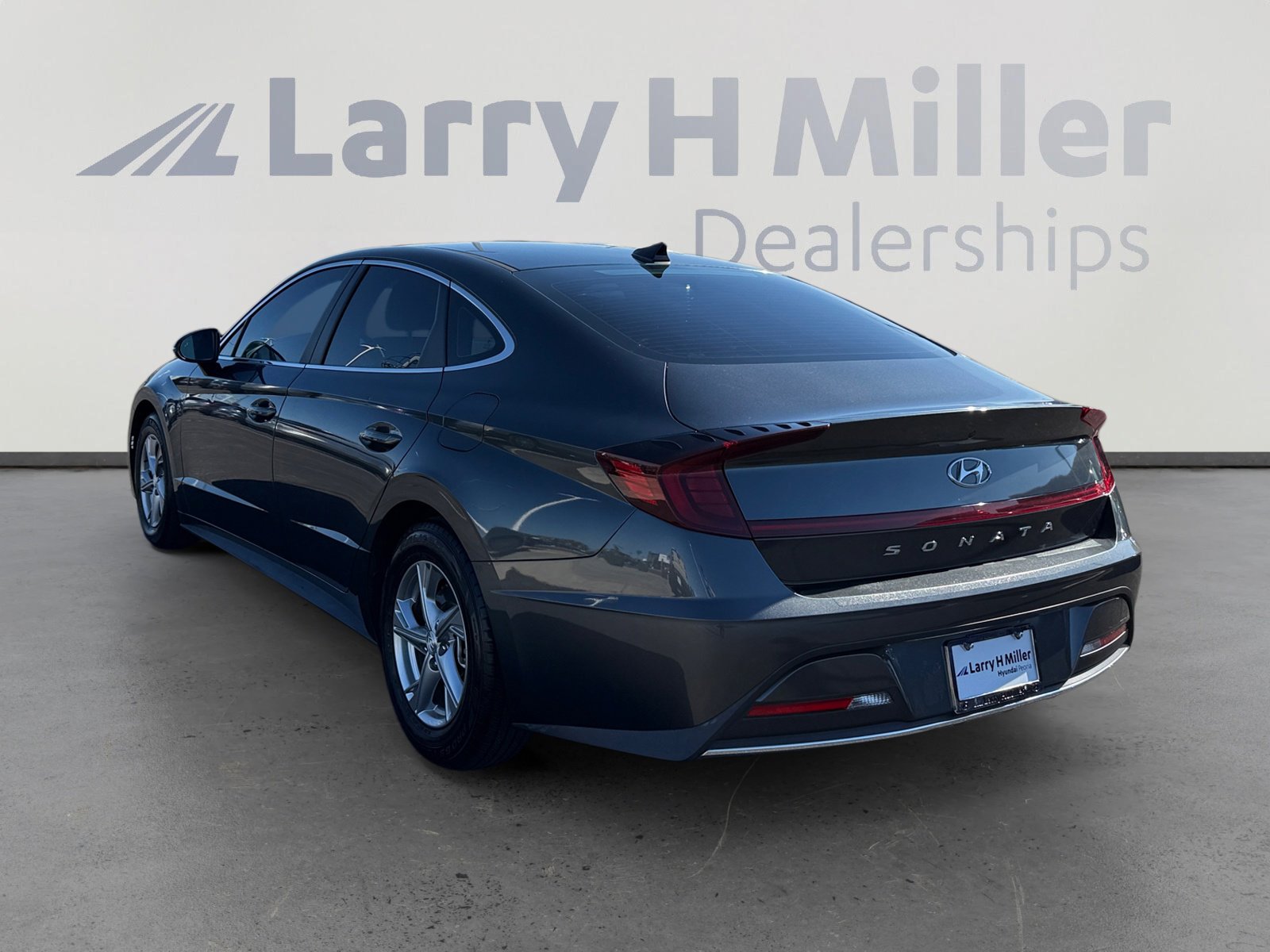 2022 Hyundai Sonata SE photo 3