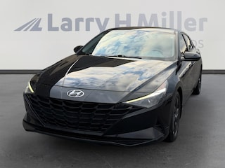 2022 Hyundai Elantra SEL Sedan